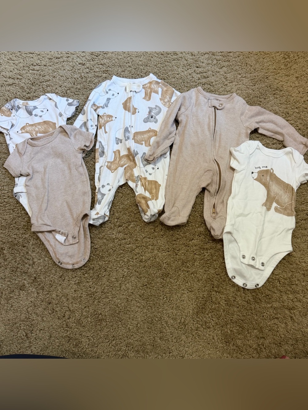 Carter's baby unisex clothes bundle - newborn - bear theme